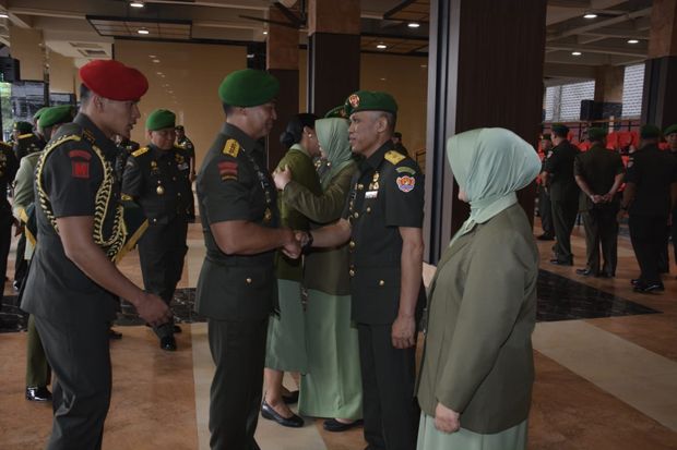Brigjen TNI Tugas Ratmono...