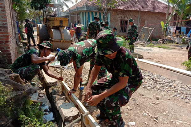 TMMD 105 Kronjo Kebut...