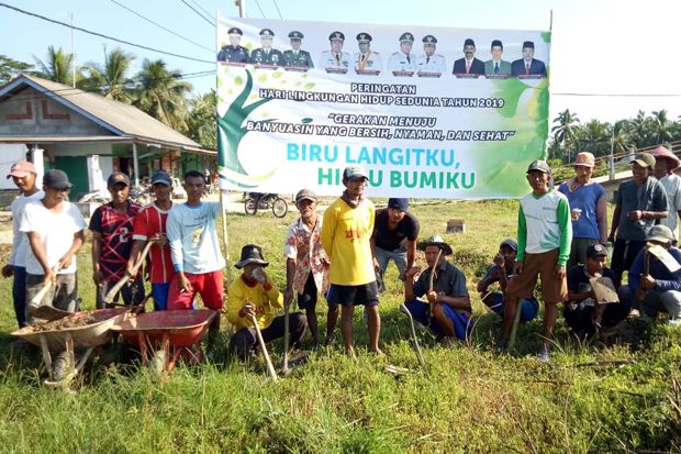 Bupati Askolani Pimpin...