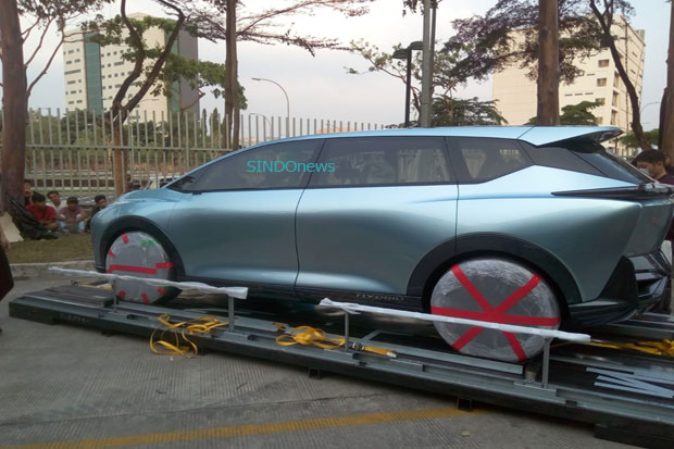 Mobil MPV EV Terbaru...