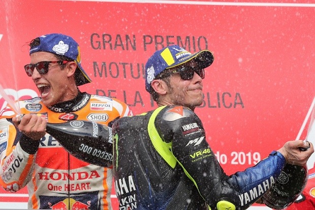 Marquez Bakal Senggol...