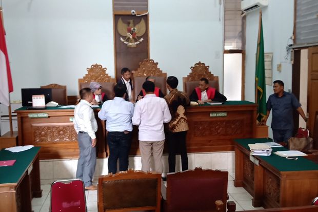 Sidang Lanjutan Gugatan...
