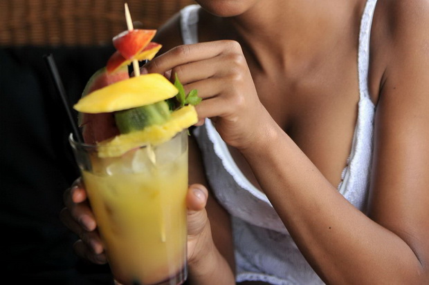 Konsumsi Minuman Manis,...