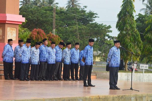 Pemkab Pasangkayu Peringati...