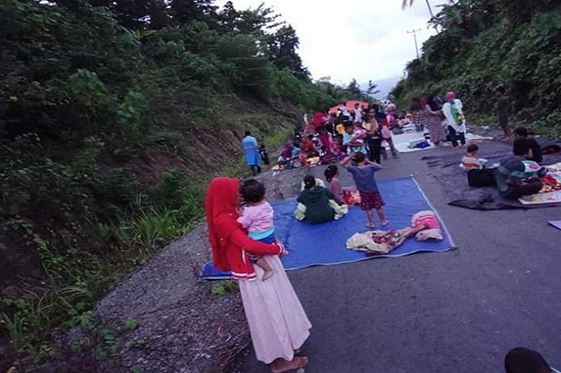 Pengungsi Korban Gempa...