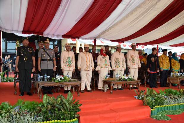 Gubernur Kalteng Ajak...