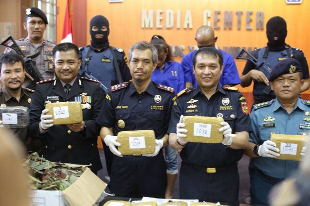 Bea Cukai Gagalkan Penyelundupan...