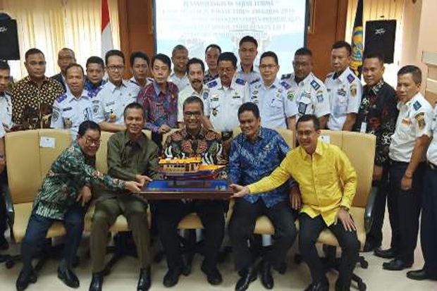 Kemenhub Hibahkan Kapal...
