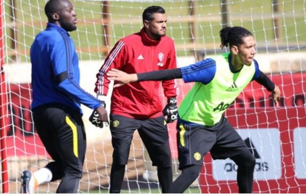 Lukaku Absen Saat Manchester...