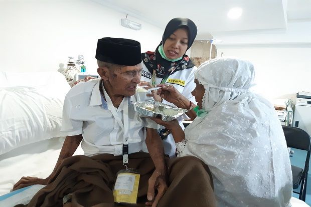 Pasutri Tak Terpisahkan,...