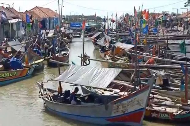 Cuaca Buruk, Nelayan...