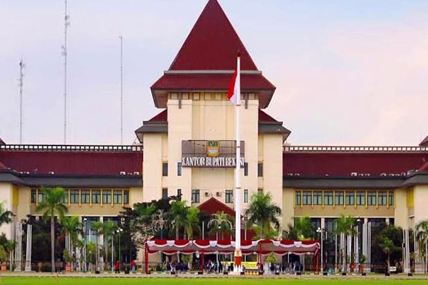 DPRD Bekasi Bekukan...