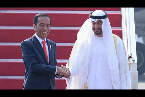 Jokowi Ajak Berkeliling...