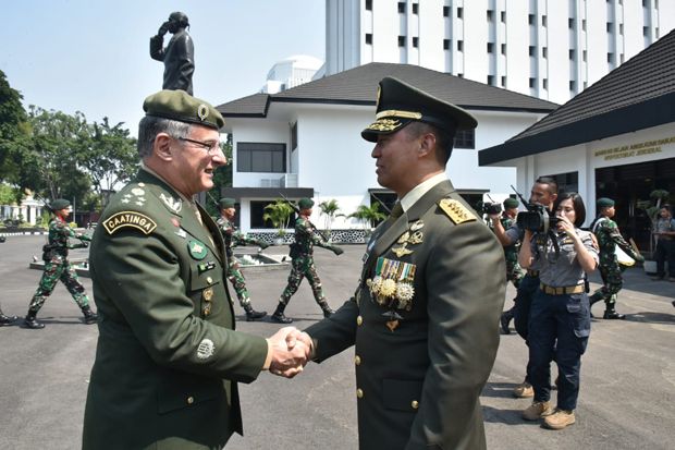 KSAD dan Panglima AD...