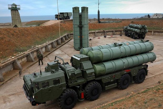 Rusia Kirim Resimen...