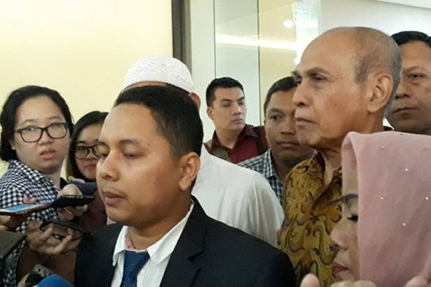 Jelang Vonis, Status...