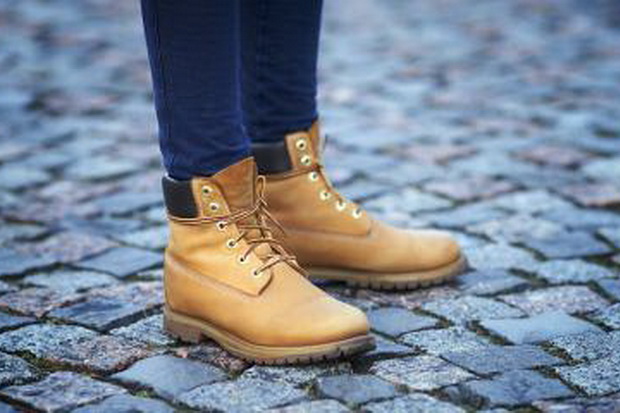 Lima Jenis Sepatu yang...