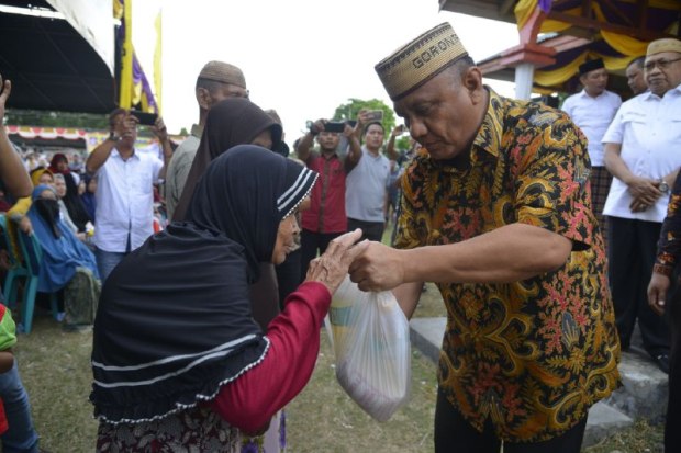 12.000 Keluarga Penerima...