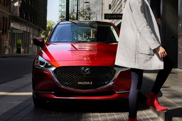 Mazda 2 Facelift Mulai...