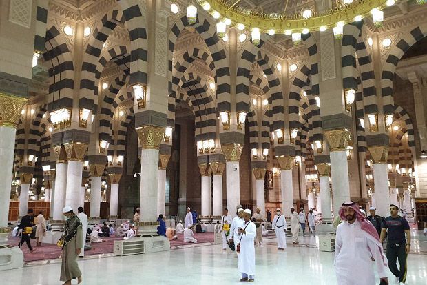 Madinah Kosong, Seluruh...