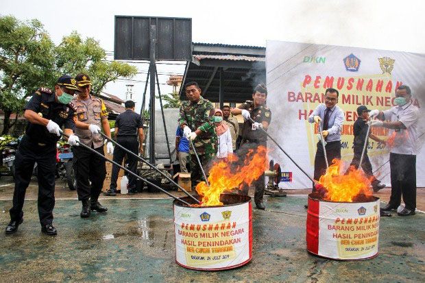 Bea Cukai Tarakan Musnahkan...