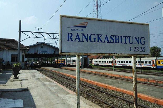 Jalur KA Rangkasbitung-Labuan,...