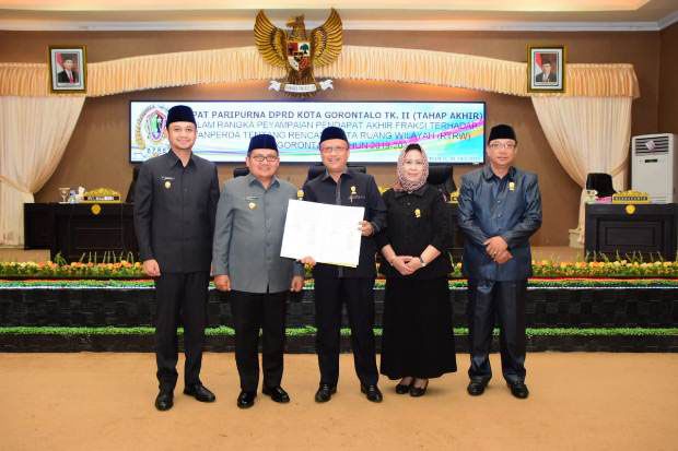 Pemkot dan DPRD Kota...