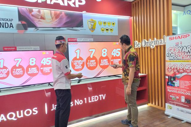 Rayakan HUT RI, Sharp...