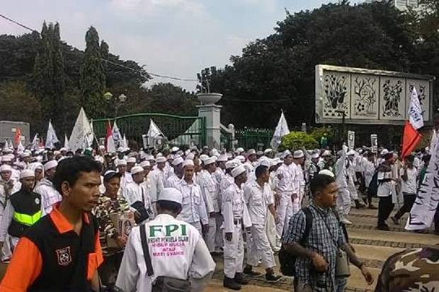 SKT Belum Diperpanjang,...