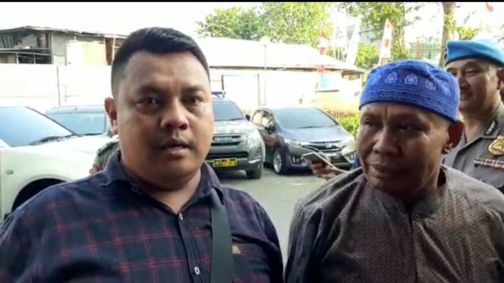 Gunakan Ilmu Hitam,...