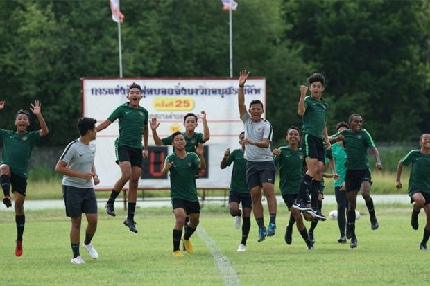 Hadapi Filipina, Timnas...