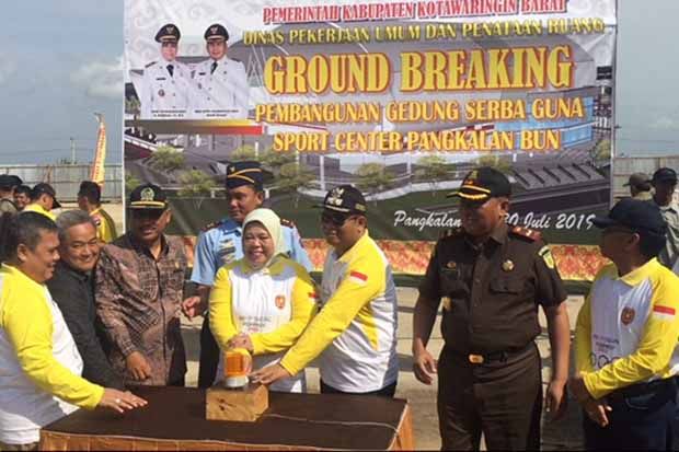 Pembangunan Gedung Serba...