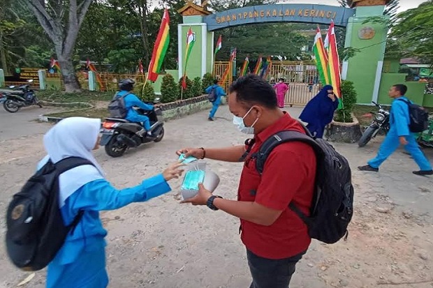Kabut Asap, 2.000 Masker...