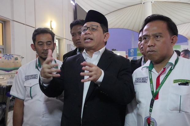 Pantau Layanan Haji,...