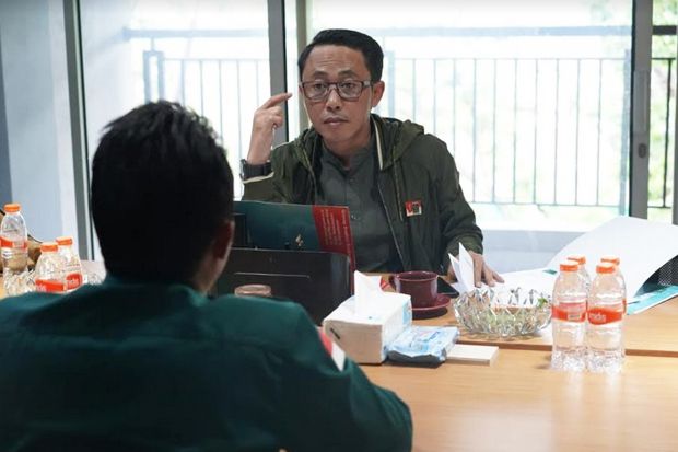 Pilih Calon Ketua Fraksi...