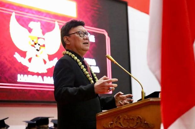 Wisudawan IPDN Diingatkan...