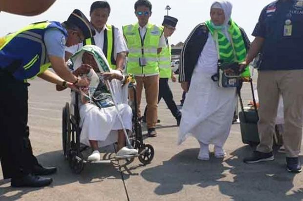 Dirjen Imigrasi Tambah...