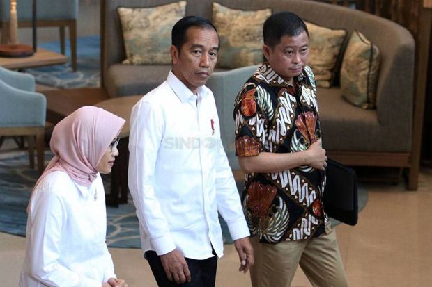 DPR Minta Presiden Copot...