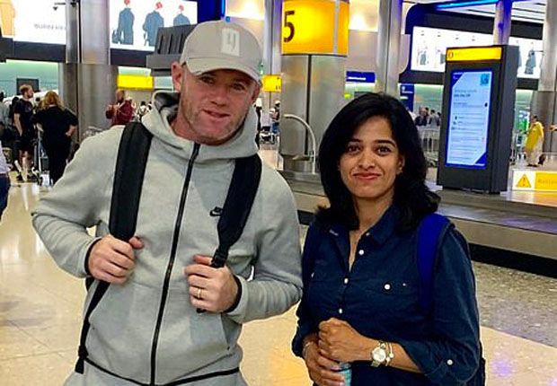 Wayne Rooney Pulang...