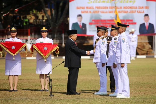 Lantik Praja IPDN Jadi...