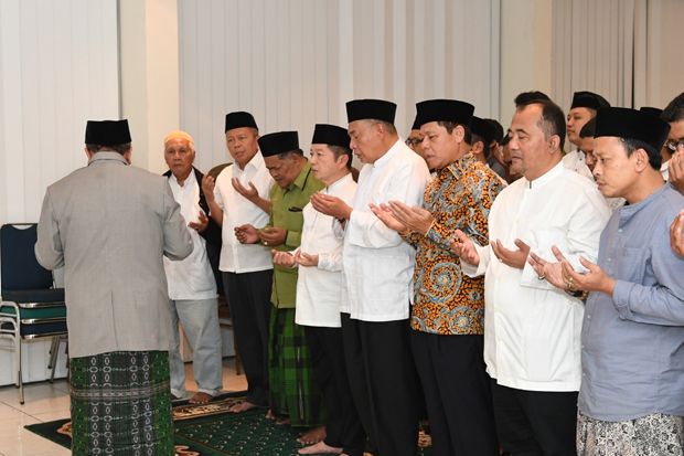 Mbah Moen Wafat, DPP...