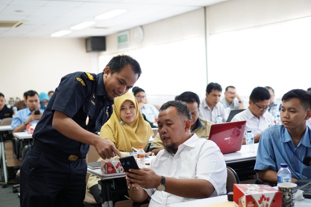 Persiapan Bea Cukai...