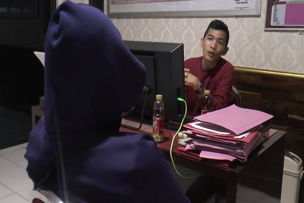 Pesta Seks Maut di Villa...