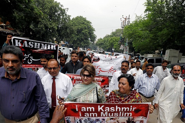 PM Pakistan: Seluruh...