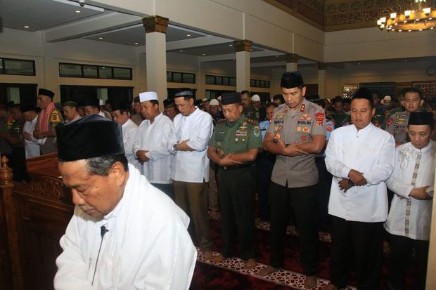 Pangdam Siliwangi dan...