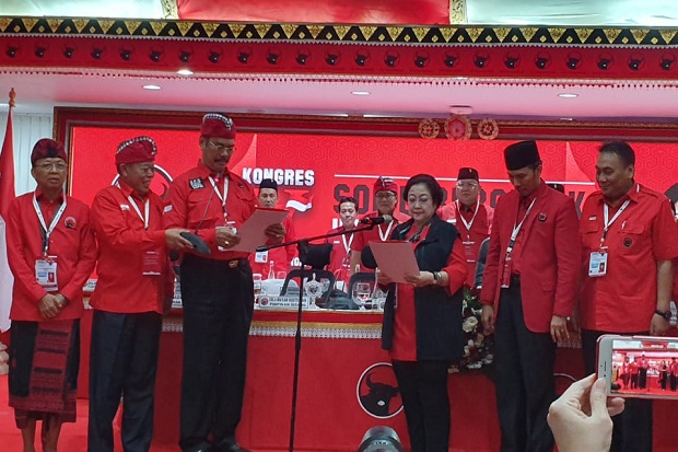 Megawati Resmi Dikukuhkan...
