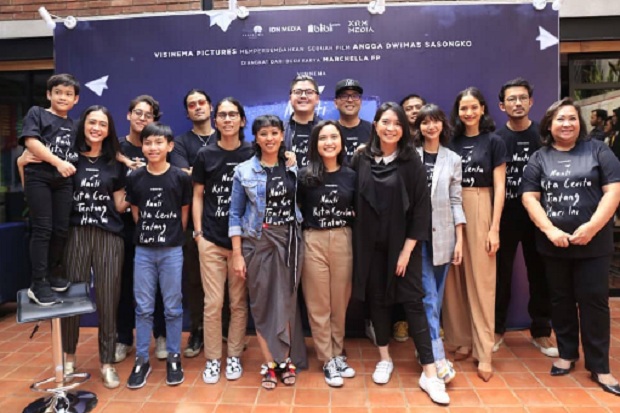Produser Hollywood Turun...