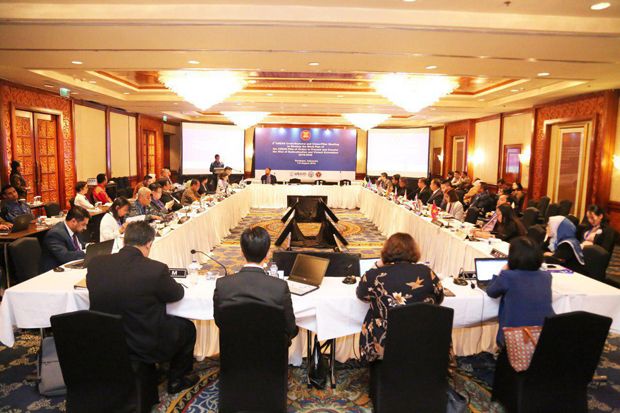 ASEAN Gelar Pertemuan...