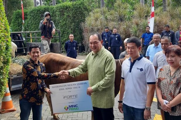 MNC Peduli Terima Hewan...