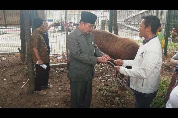 Partai Perindo Serahkan...